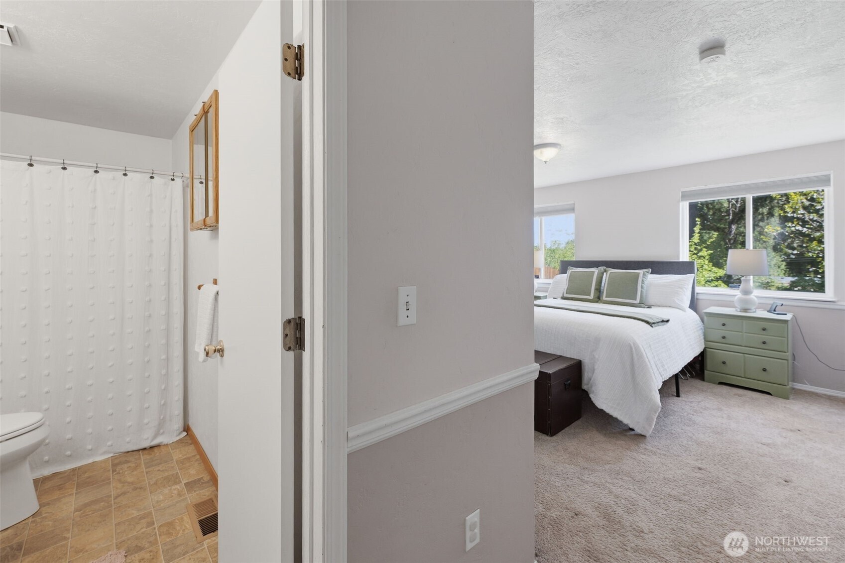 3152 Carpenter Hills Loop SE