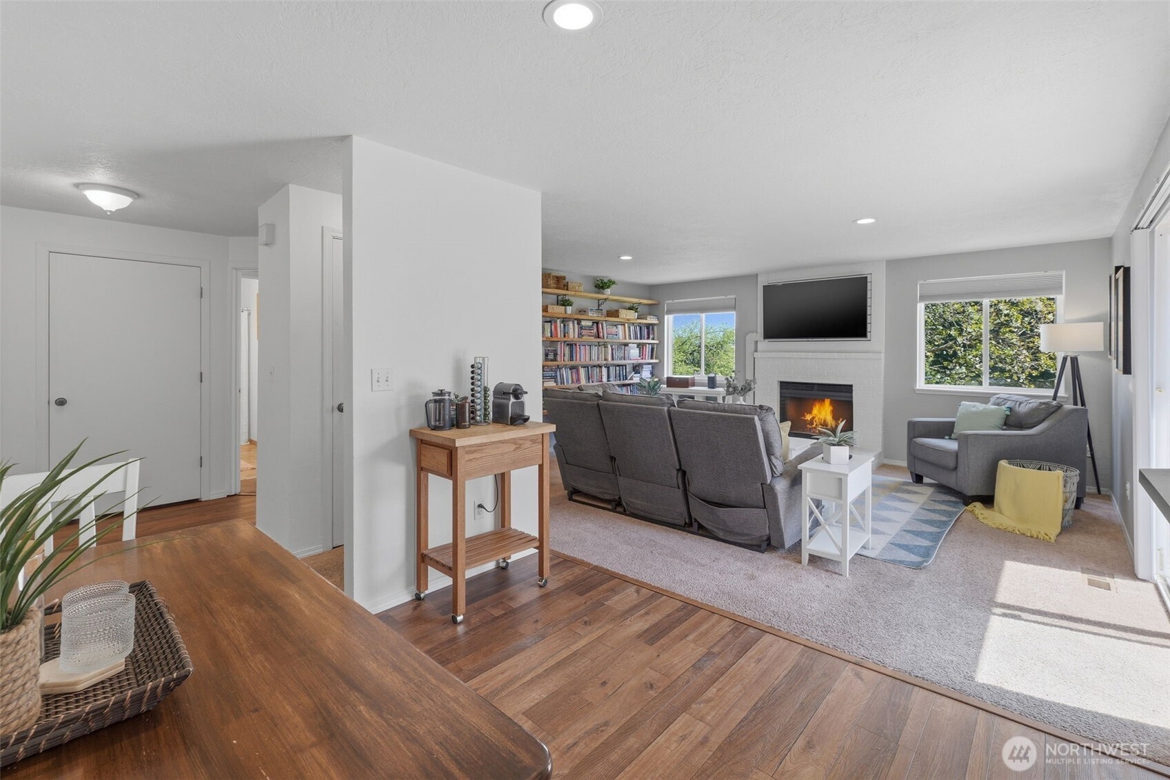 3152 Carpenter Hills Loop SE