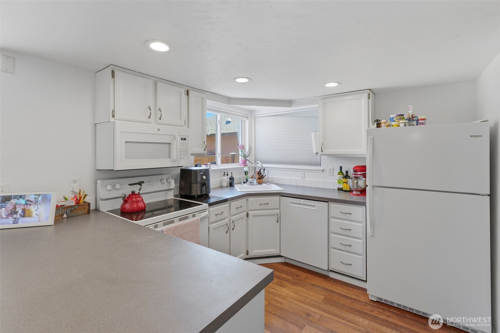 3152 Carpenter Hills Loop SE
