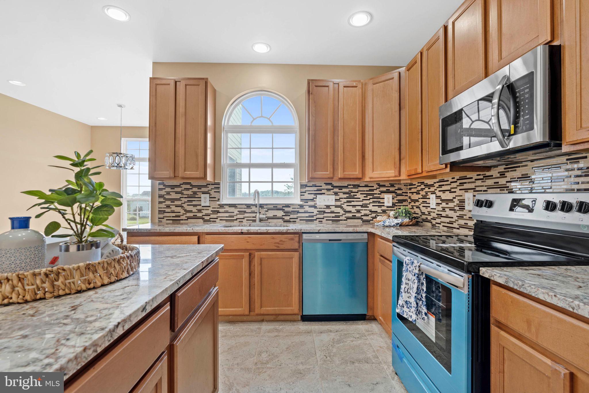 17 Montclair Dr