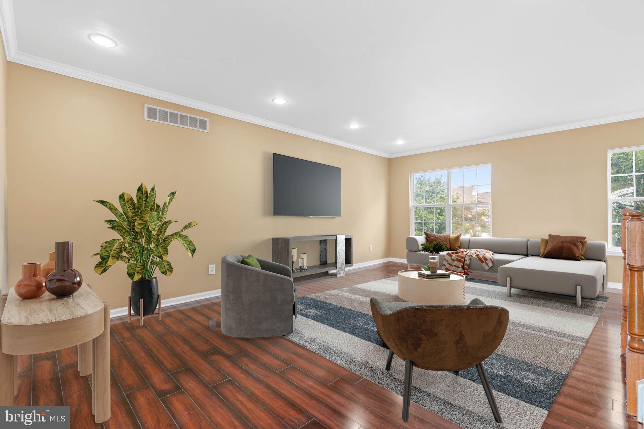 17 Montclair Dr