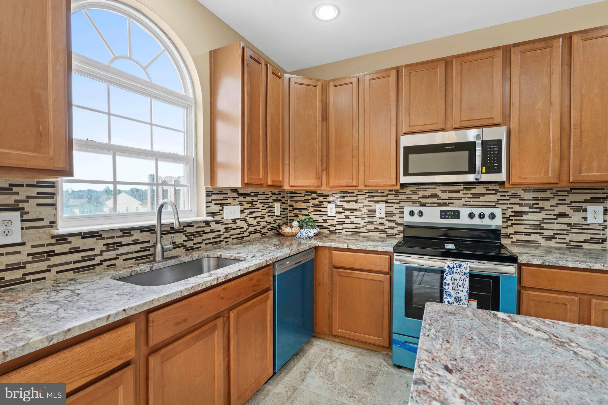 17 Montclair Dr