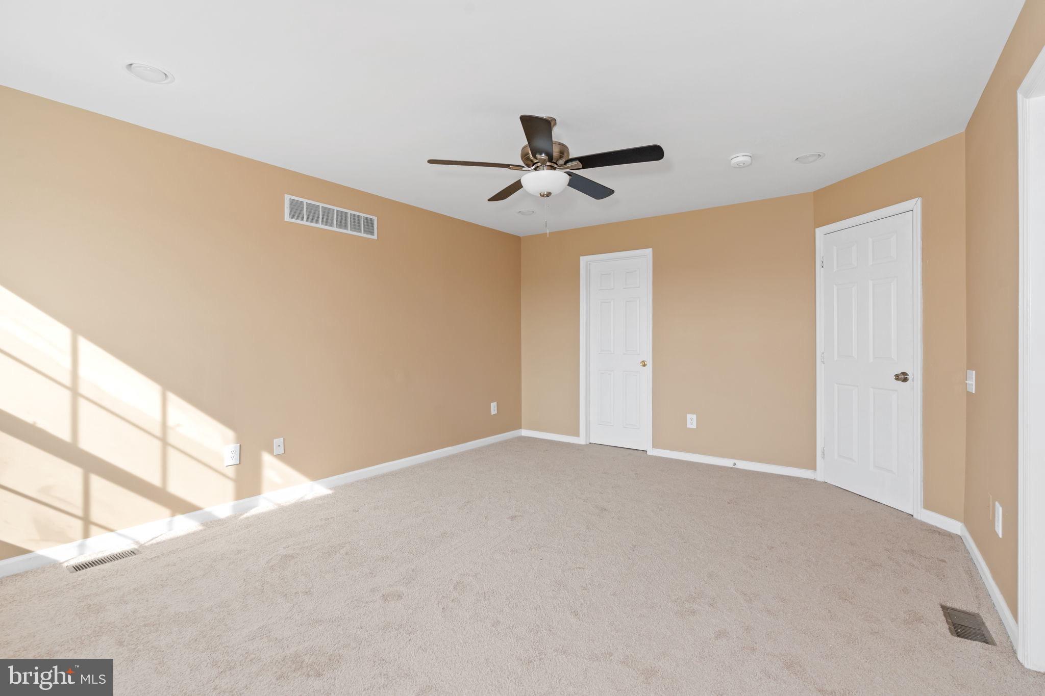 17 Montclair Dr