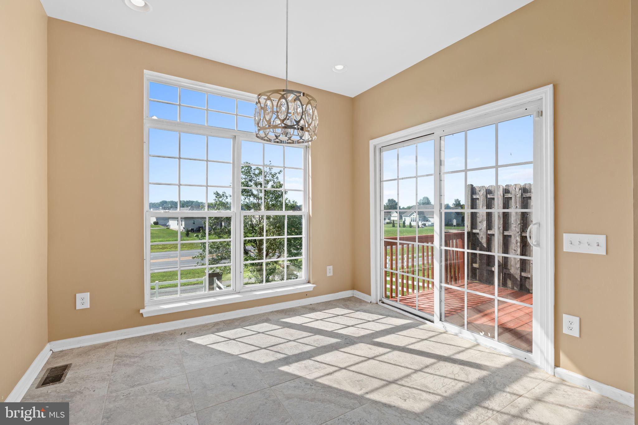 17 Montclair Dr