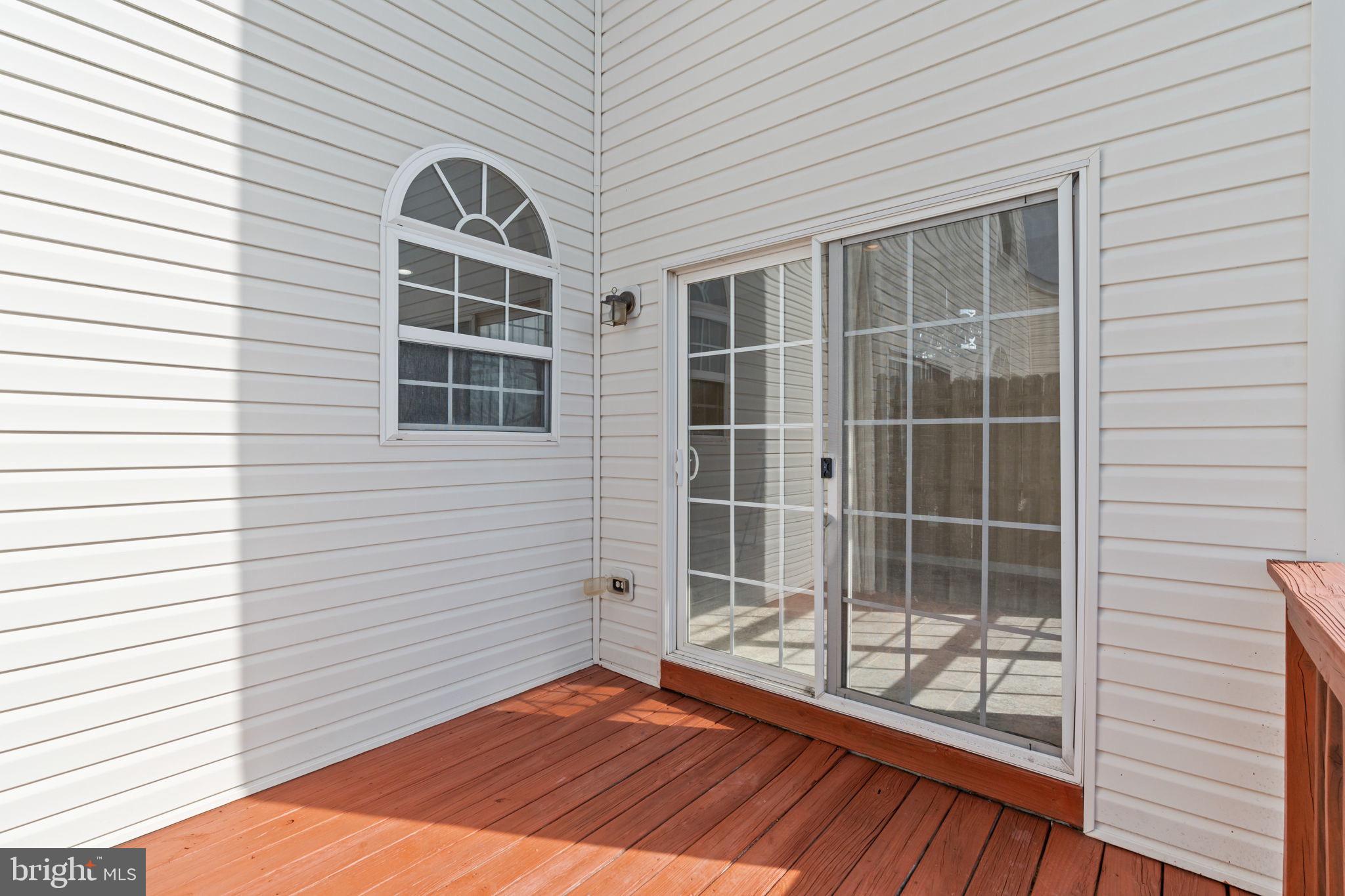17 Montclair Dr