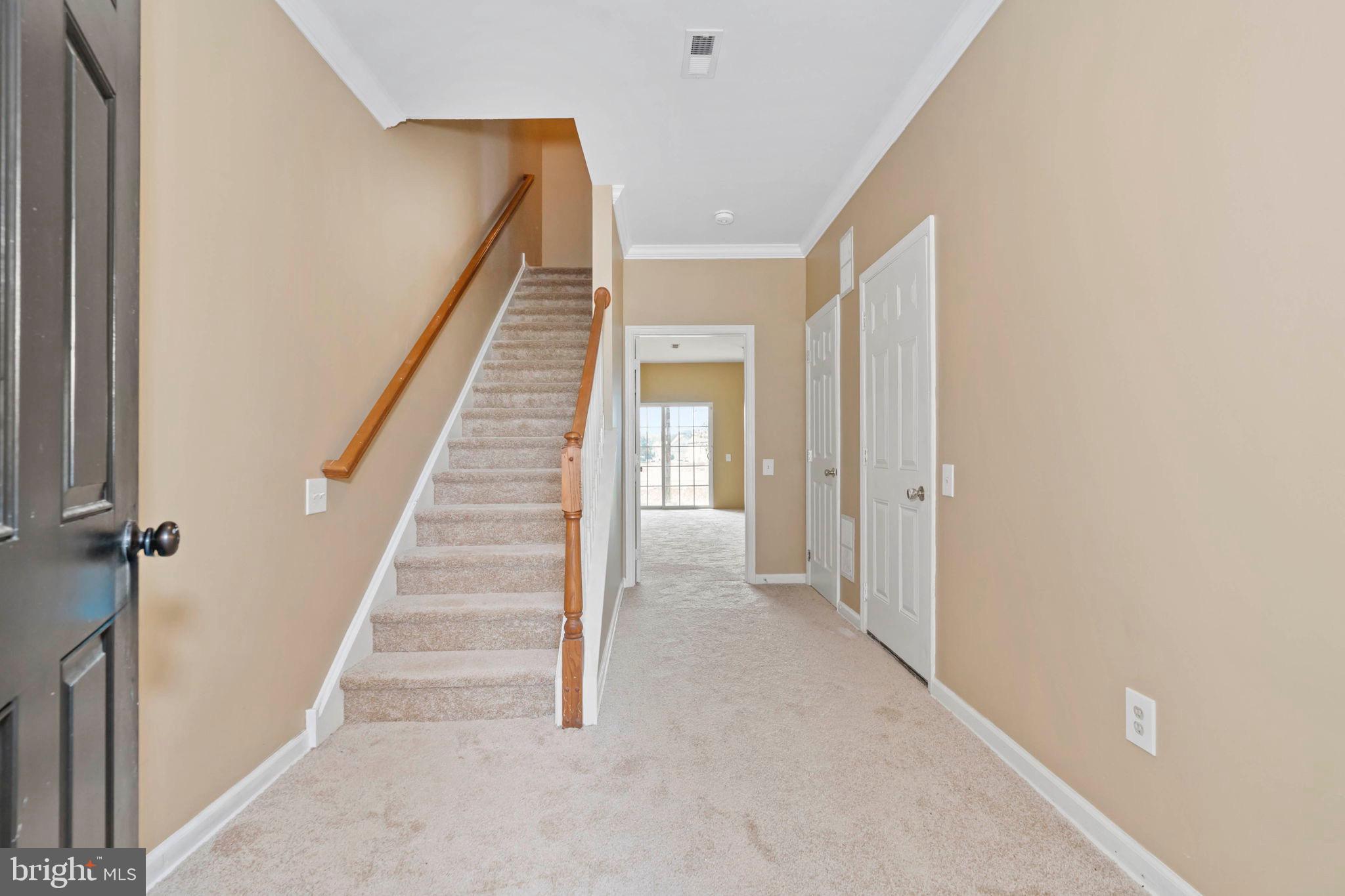 17 Montclair Dr