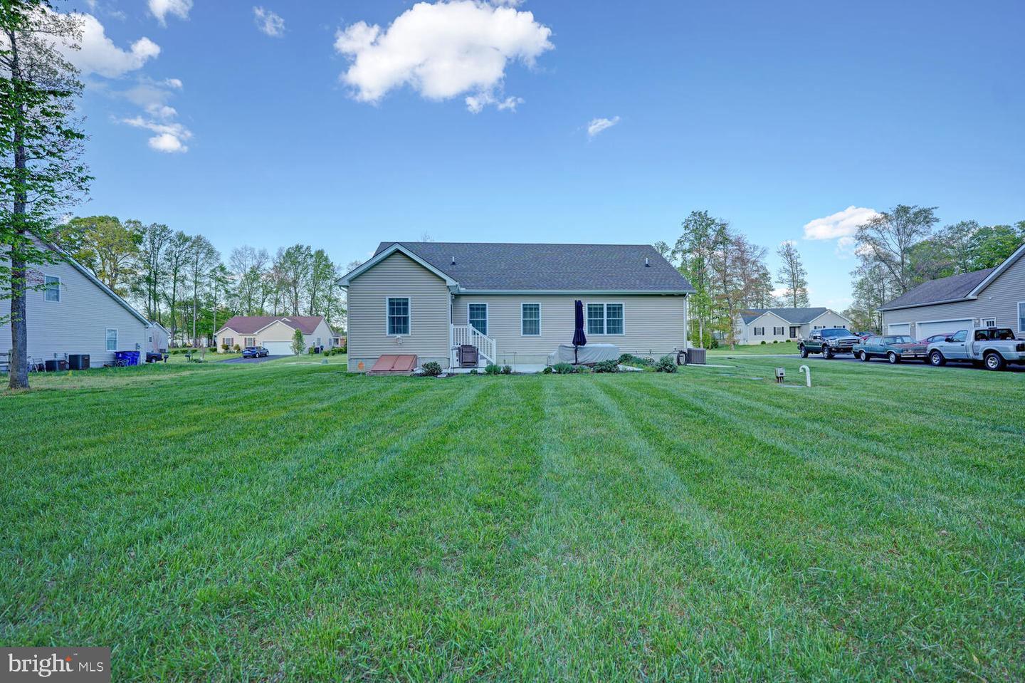 104 E Buck Point Rd