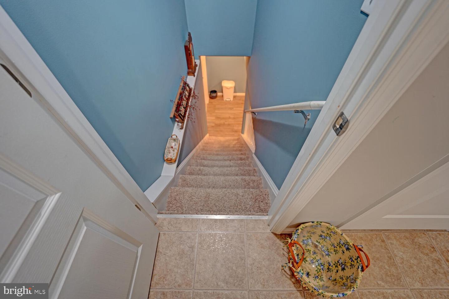 104 E Buck Point Rd