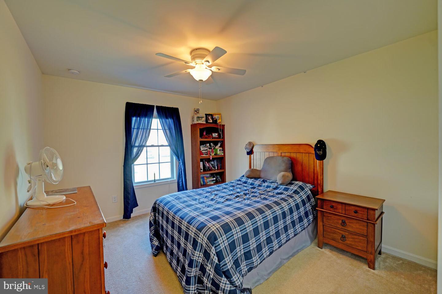 104 E Buck Point Rd