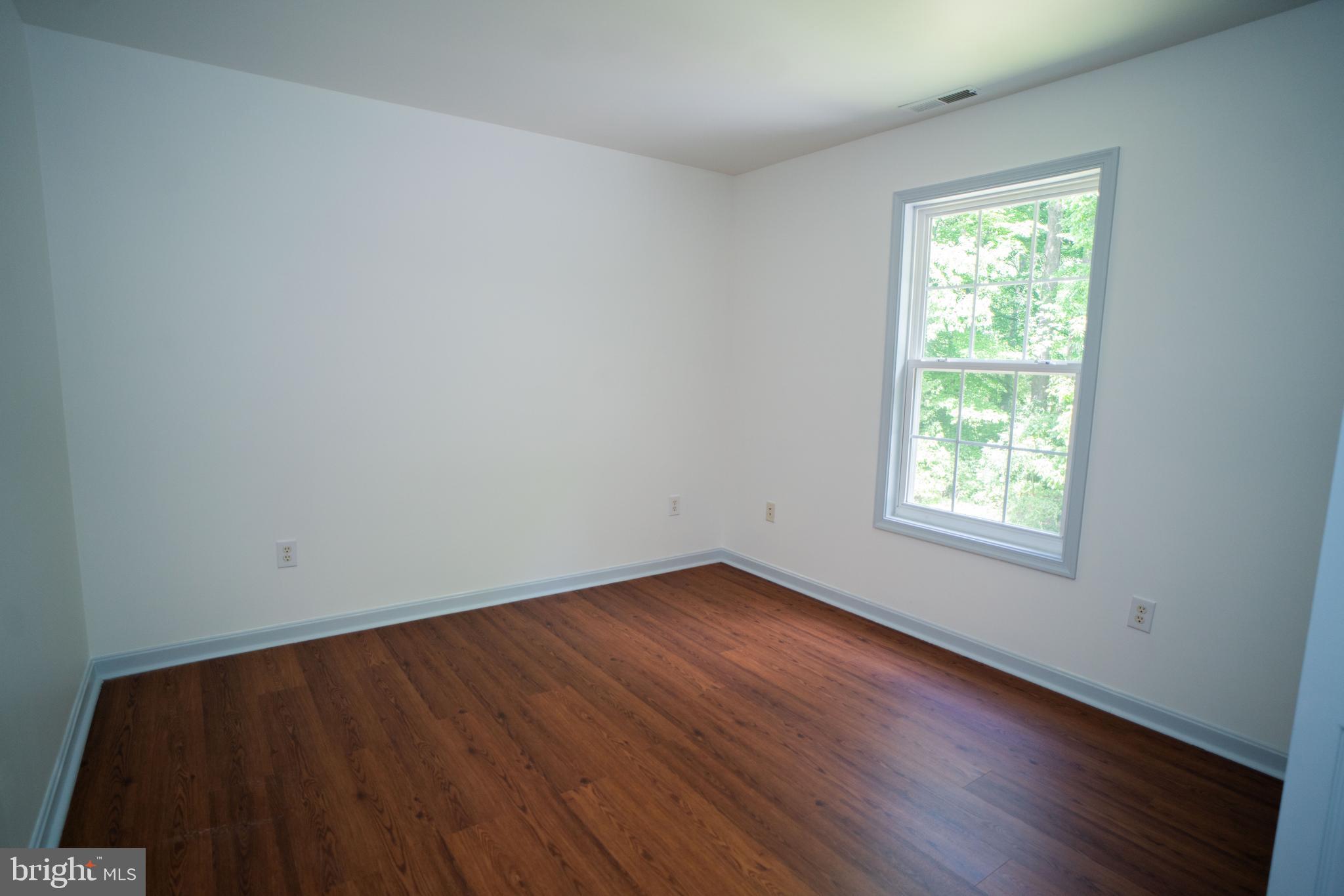 450 Quaker Hill Rd