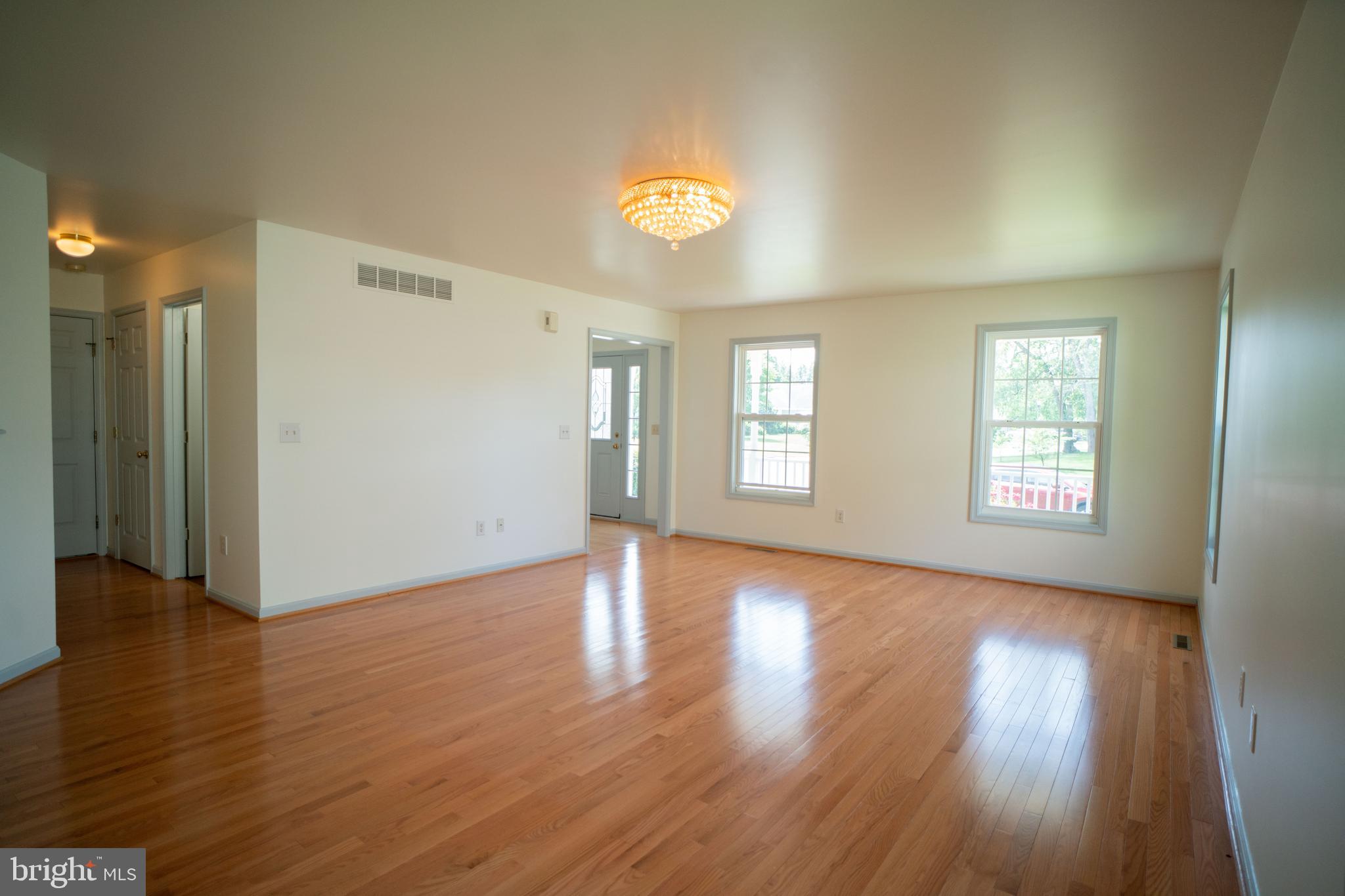 450 Quaker Hill Rd