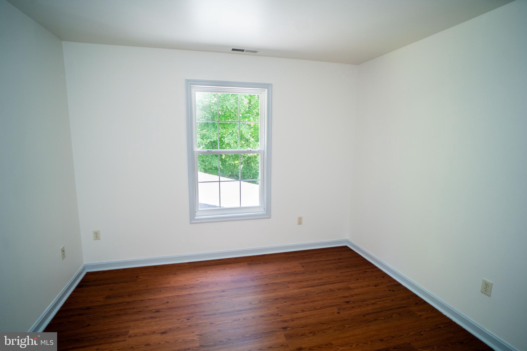 450 Quaker Hill Rd