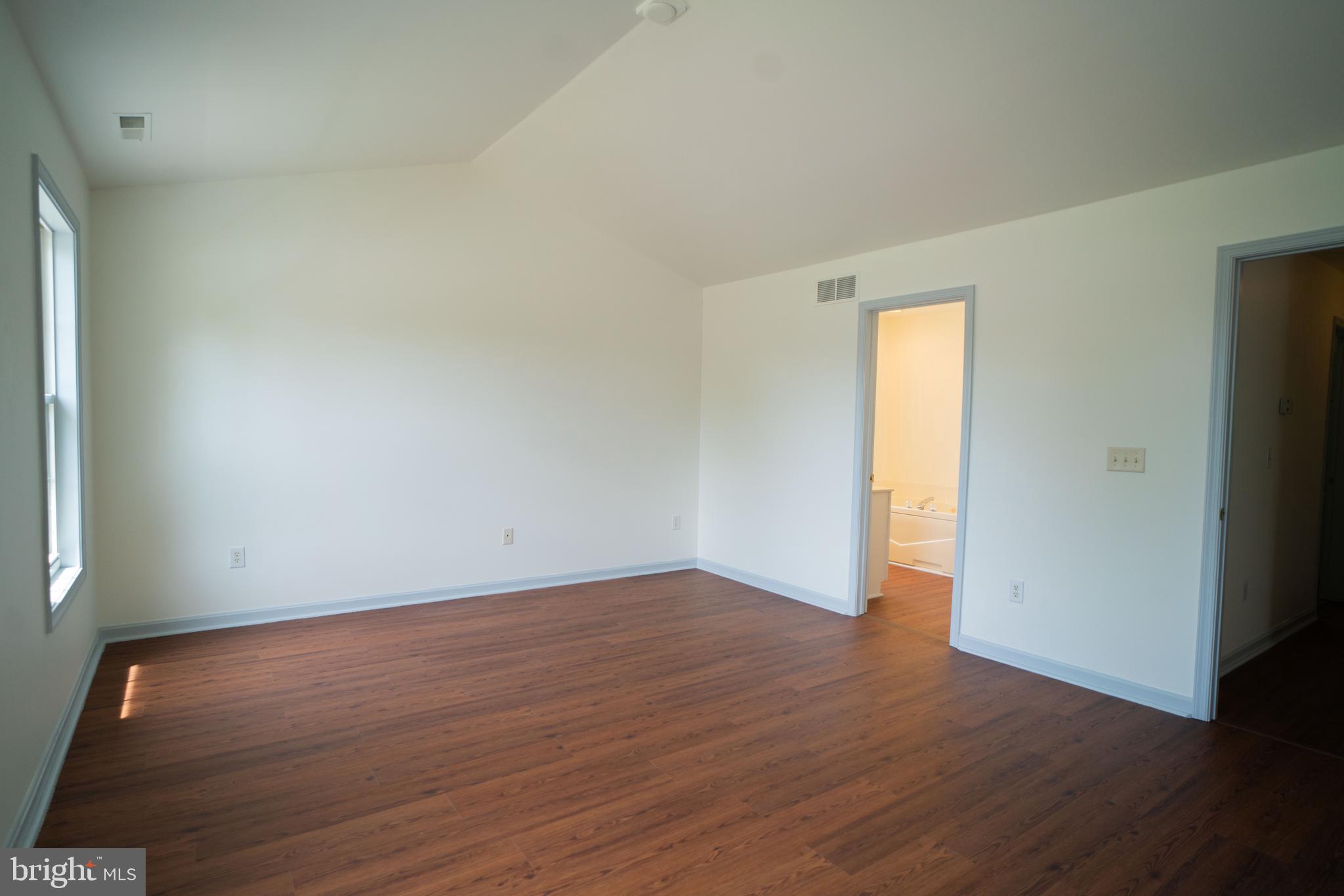450 Quaker Hill Rd