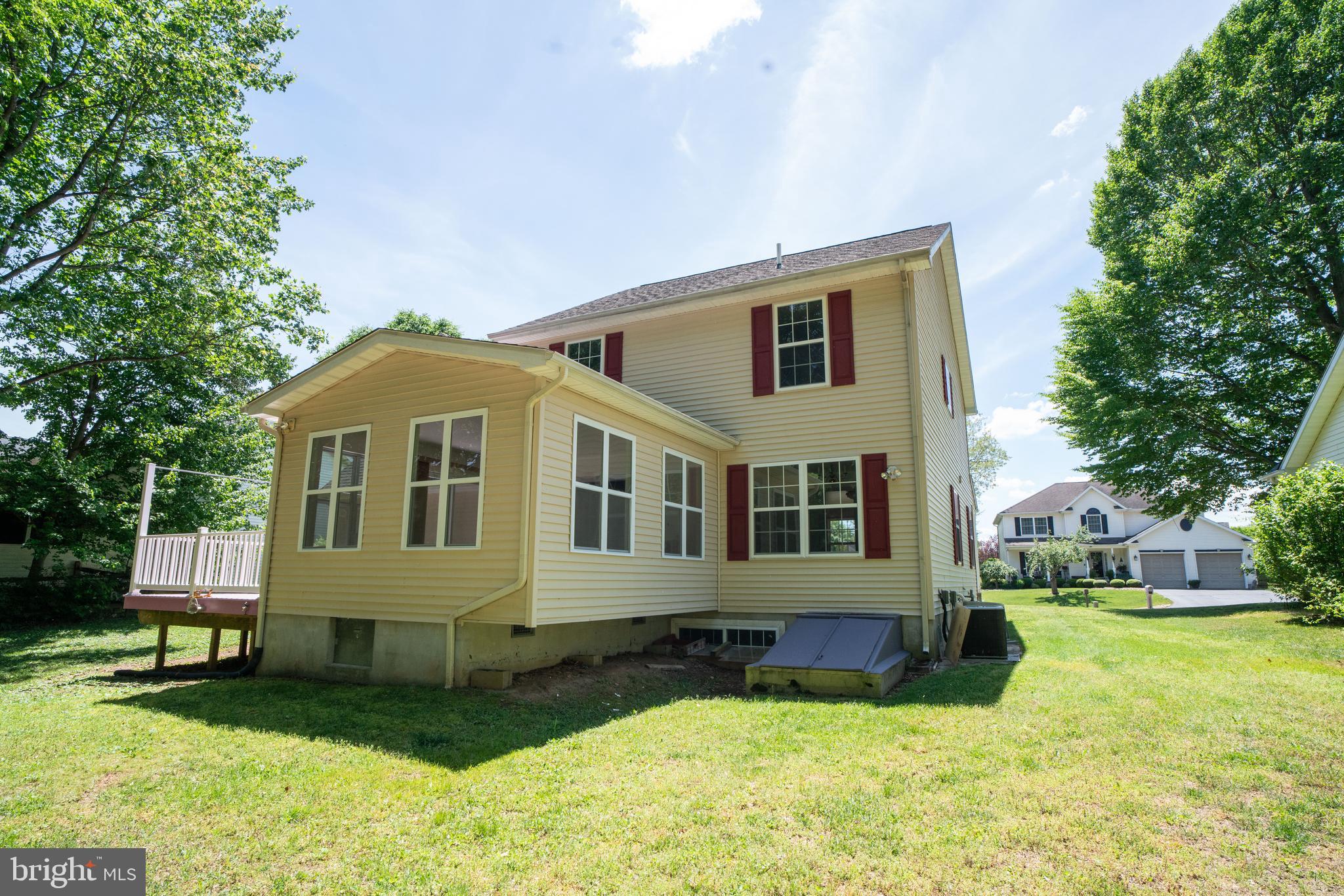 450 Quaker Hill Rd