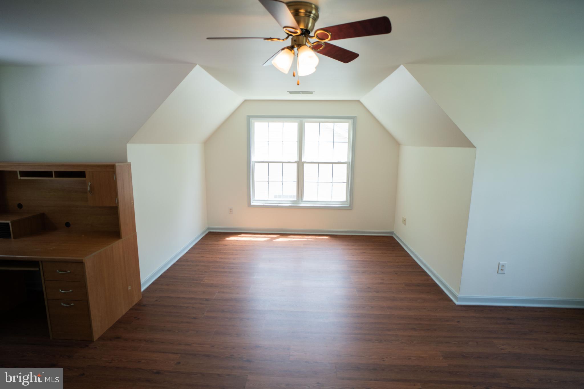 450 Quaker Hill Rd
