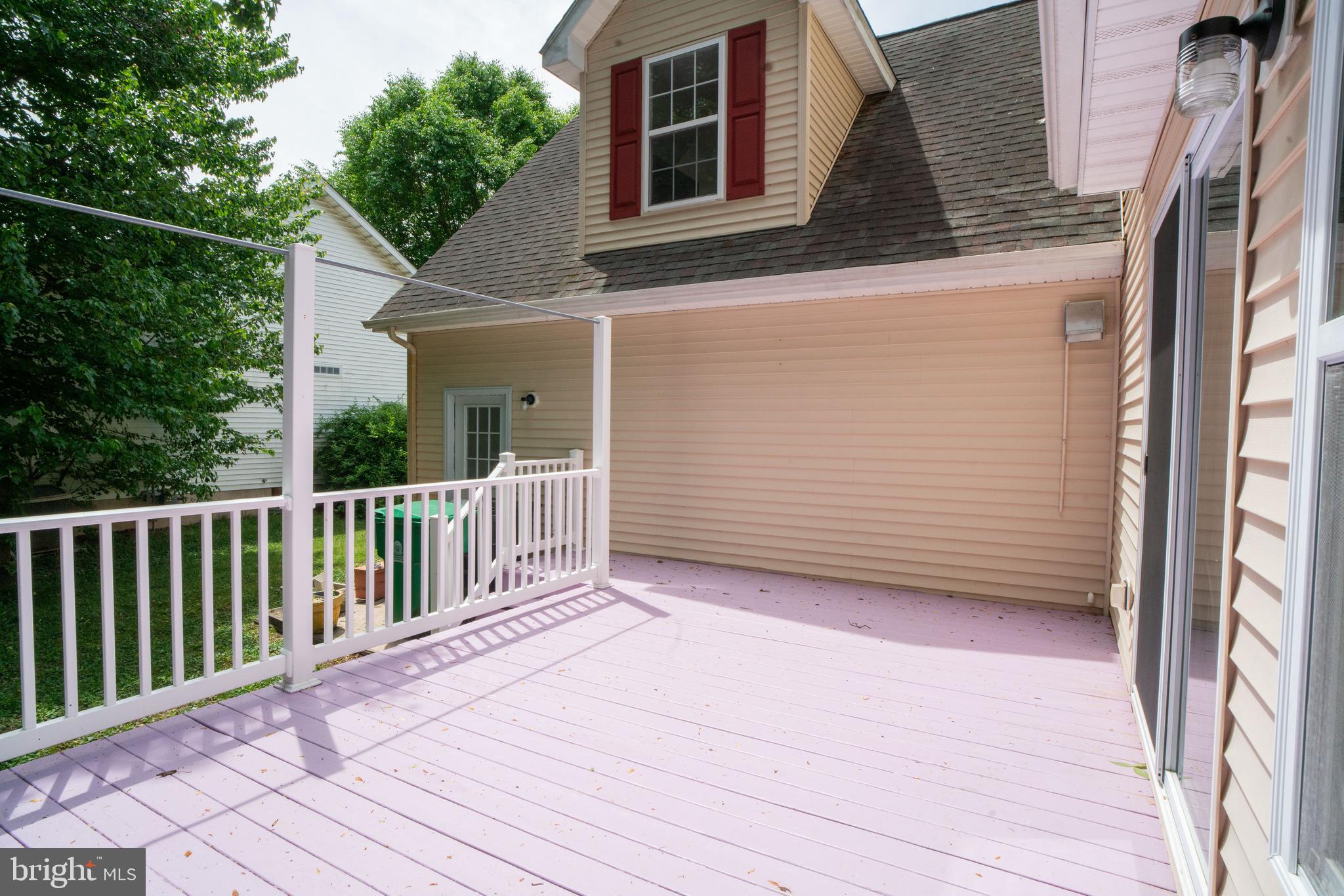 450 Quaker Hill Rd