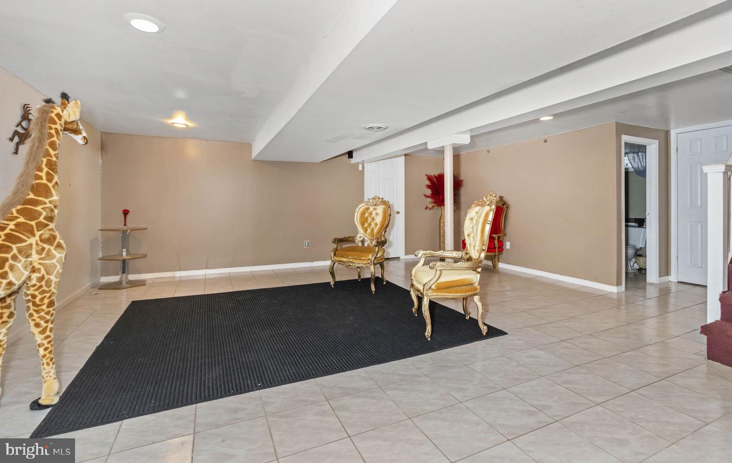 210 Sterling Ave