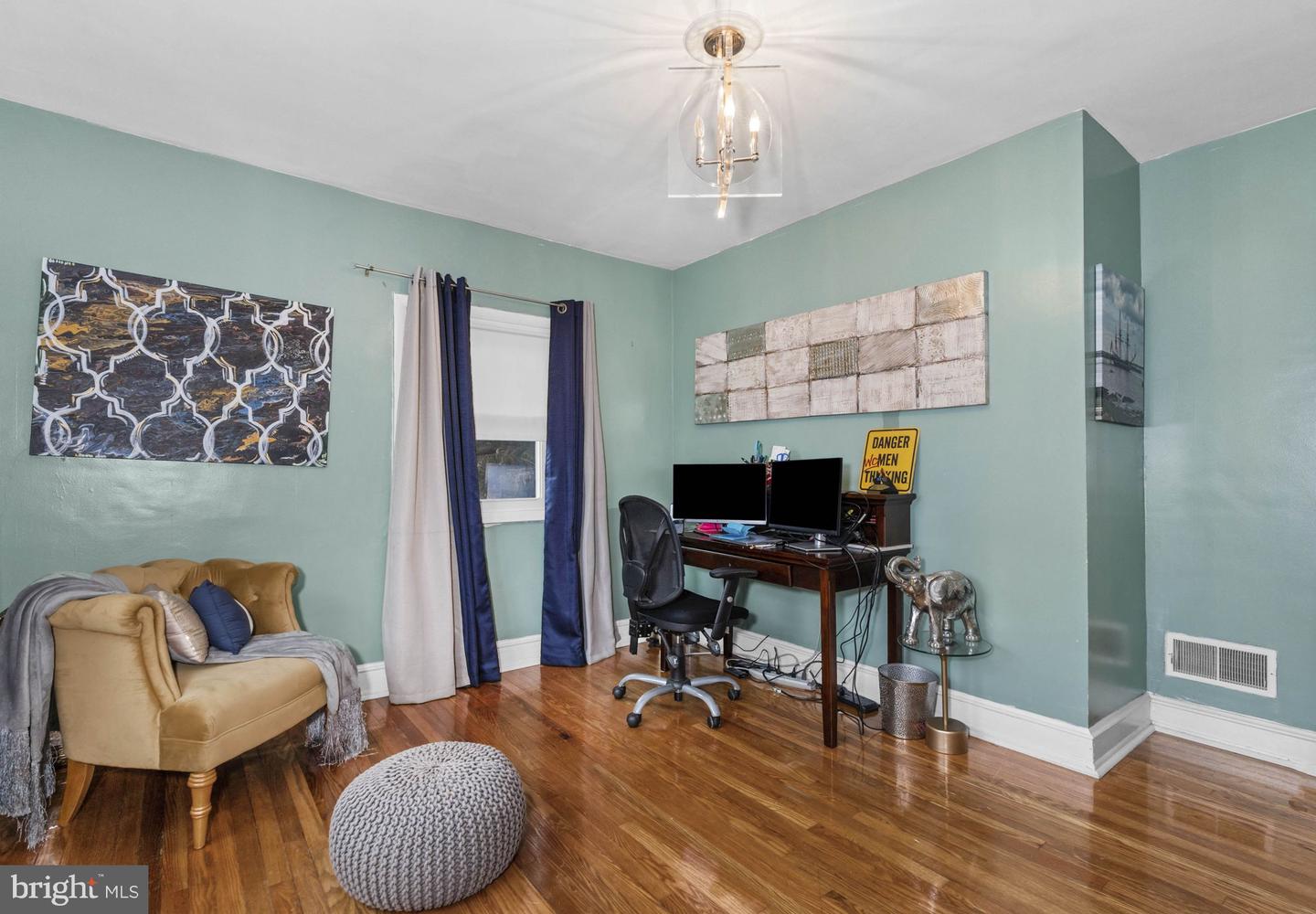 210 Sterling Ave