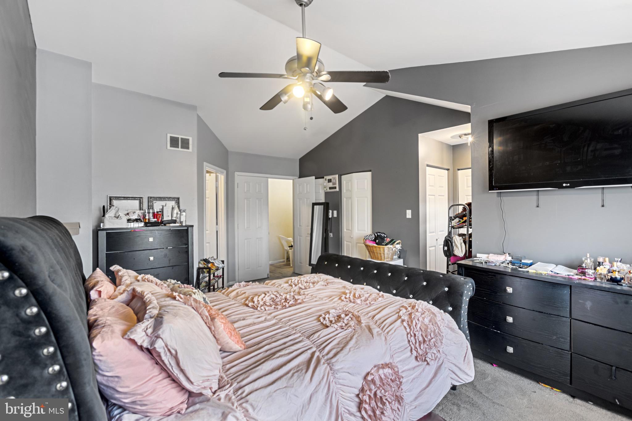 137 Mendel Ct
