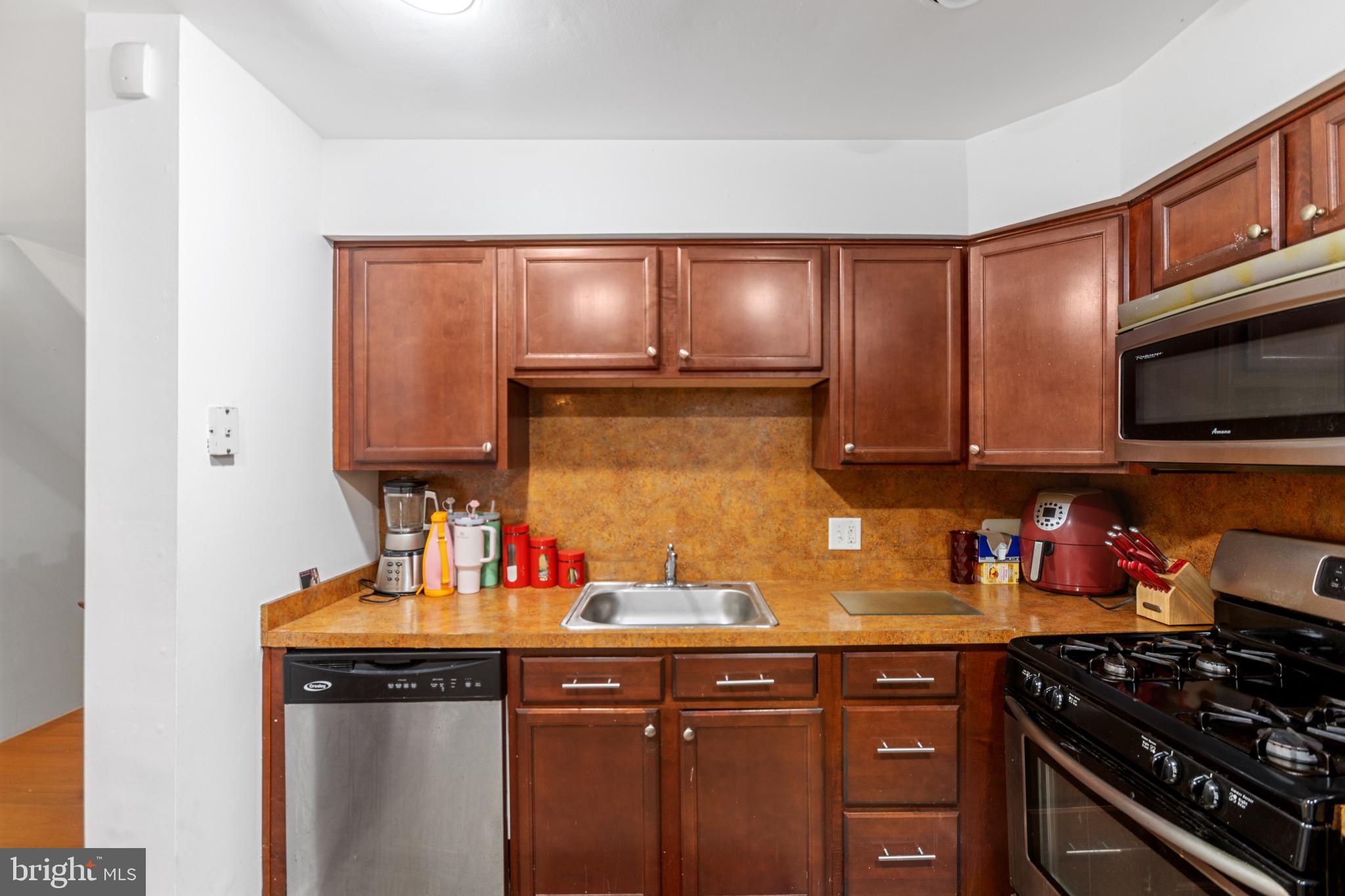 137 Mendel Ct