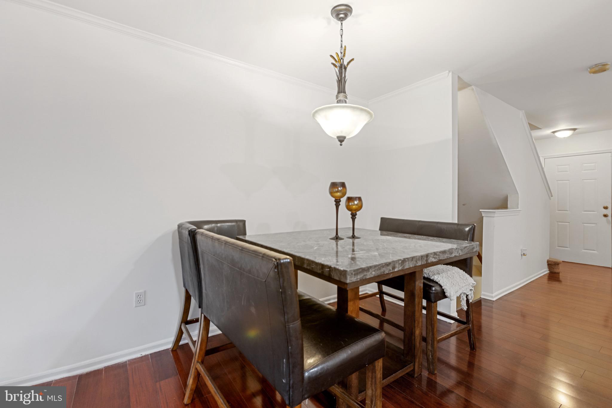 137 Mendel Ct