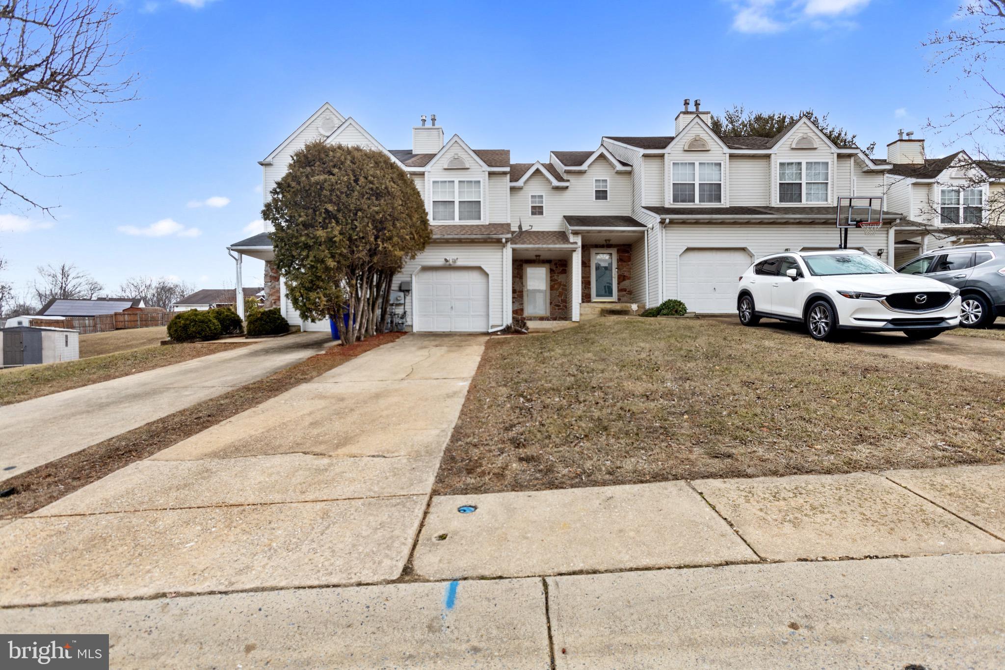 137 Mendel Ct