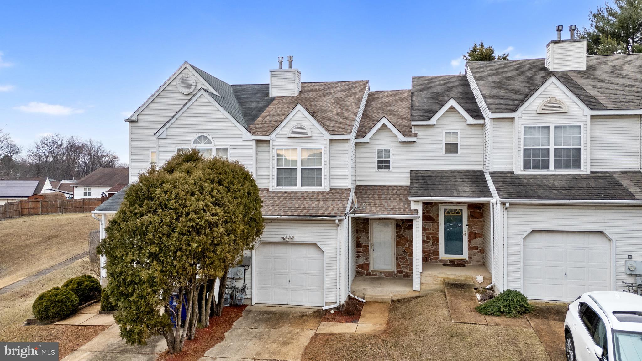 137 Mendel Ct