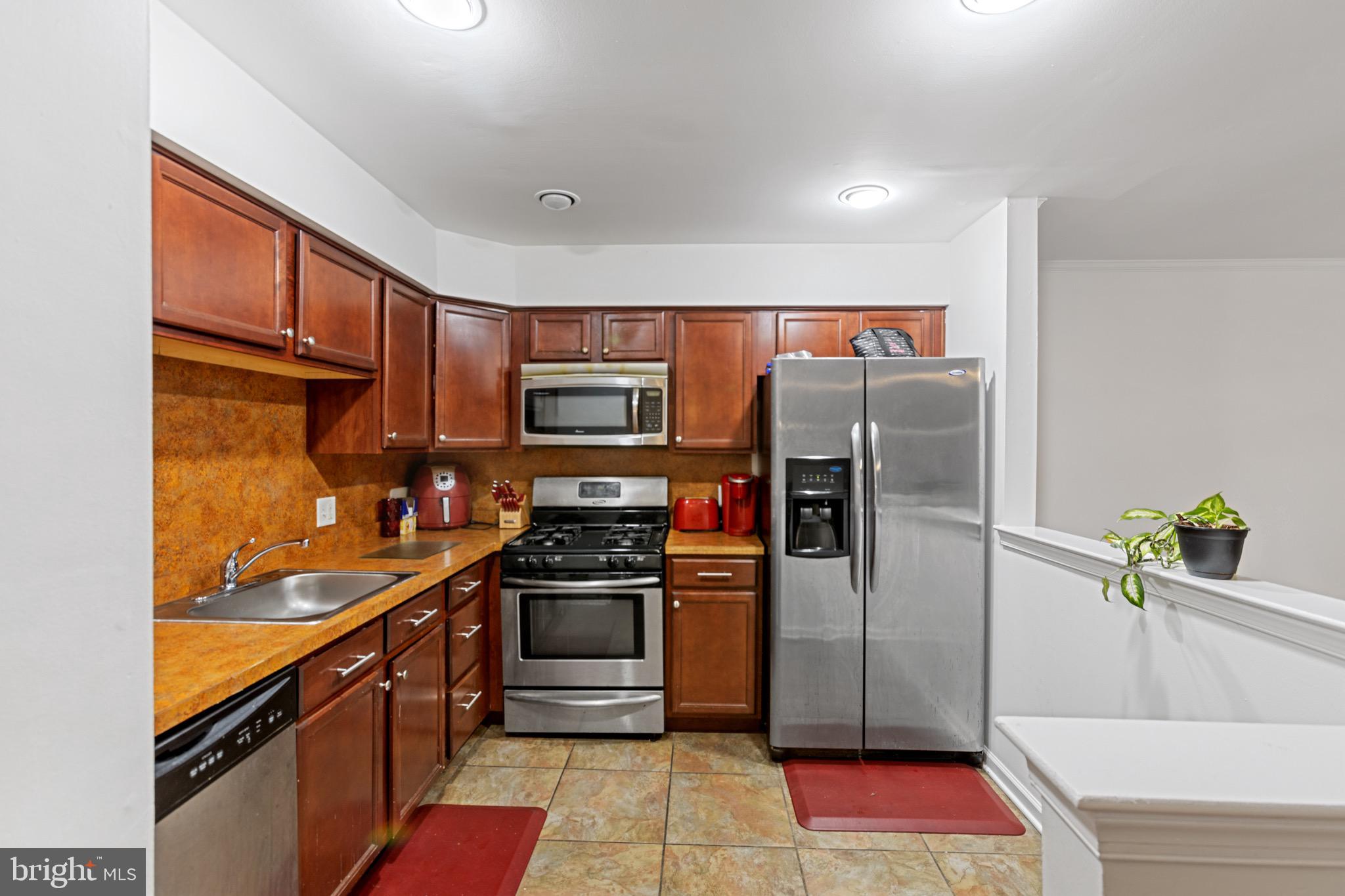 137 Mendel Ct
