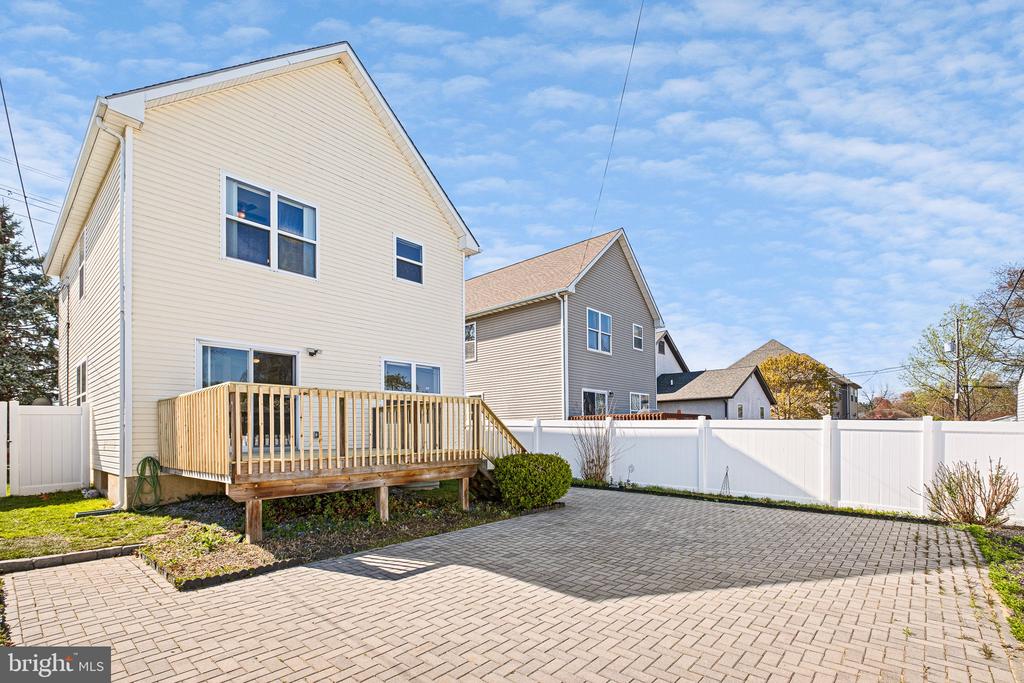 518 Centerville Rd