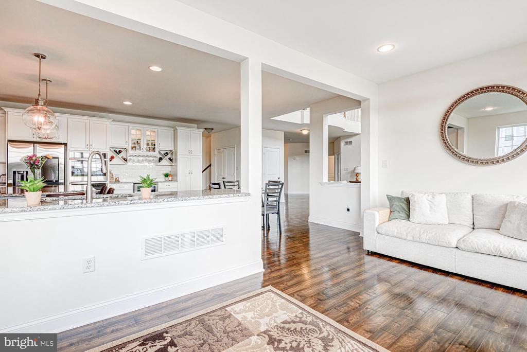 1301 Louis Sullivan Cir