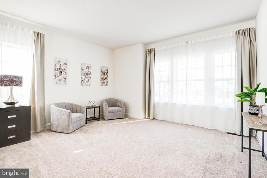 1301 Louis Sullivan Cir