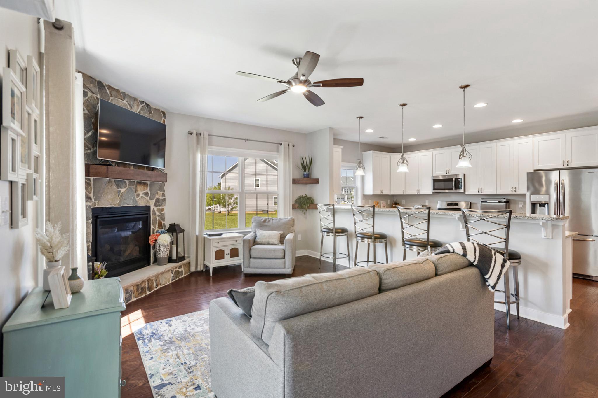 242 Mingo Way