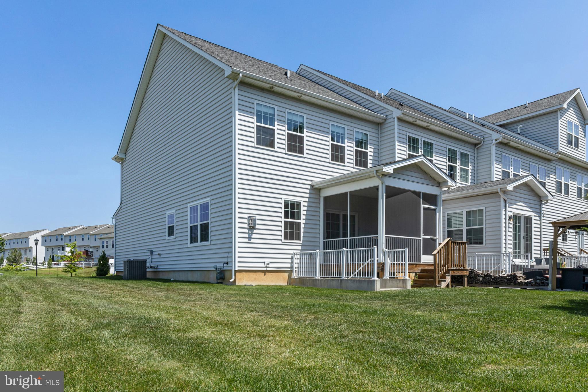 242 Mingo Way