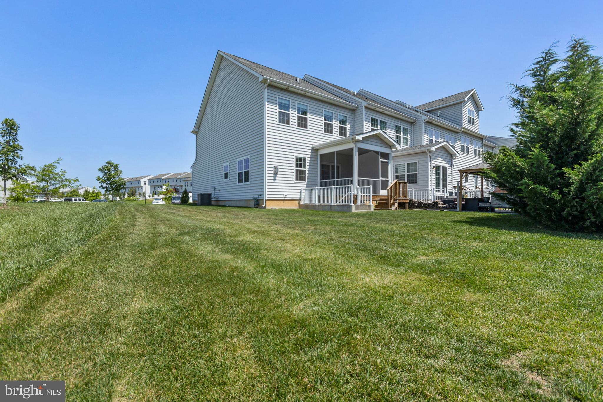 242 Mingo Way