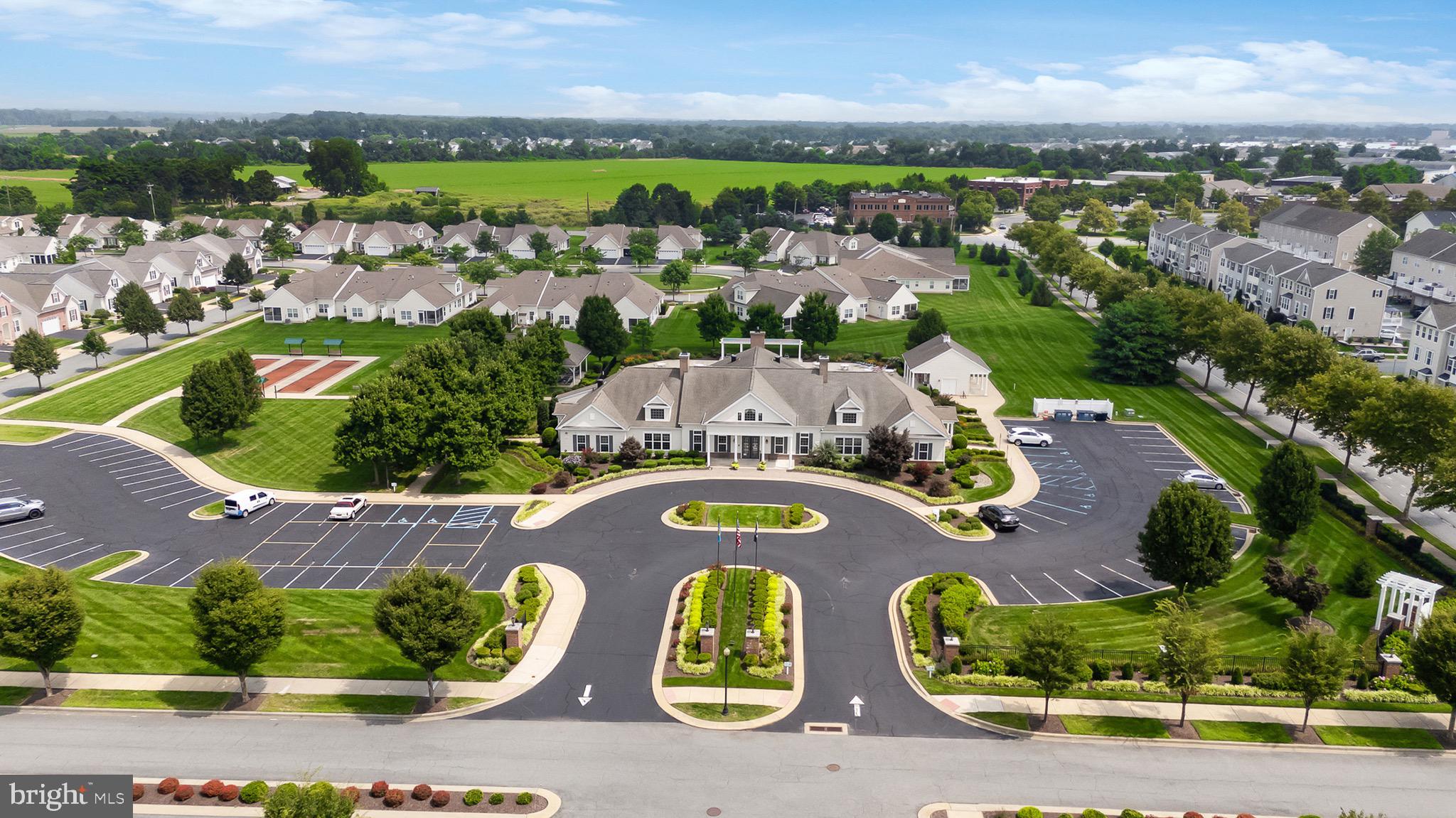 8 Spring Arbor Dr