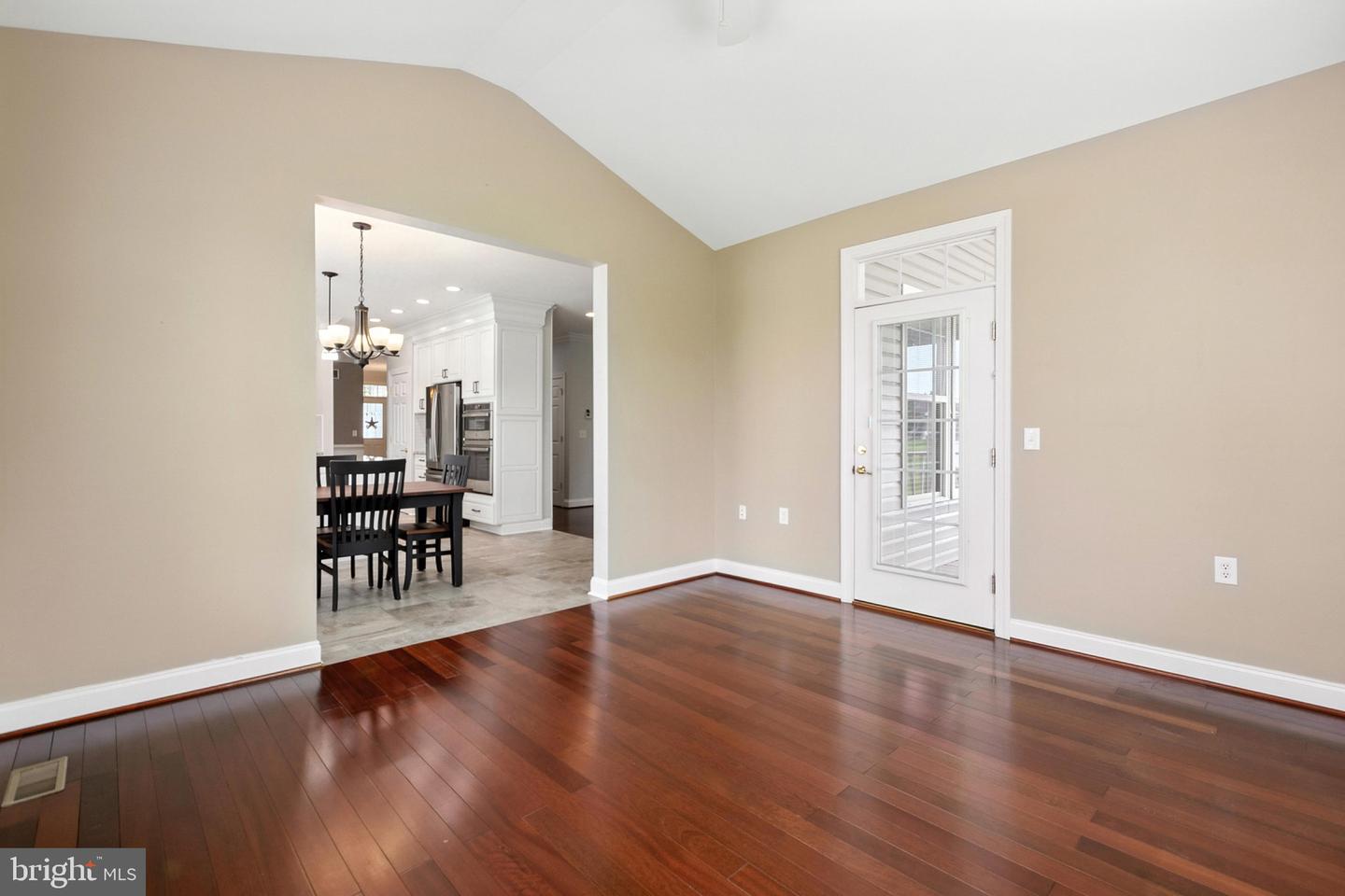 8 Spring Arbor Dr