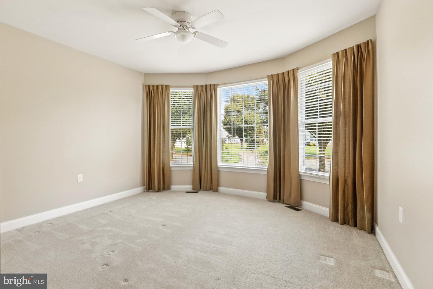 8 Spring Arbor Dr