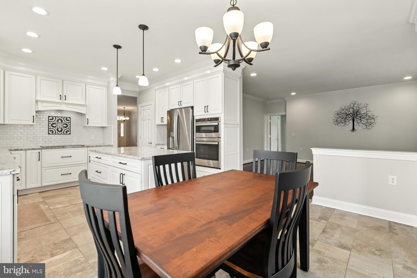 8 Spring Arbor Dr