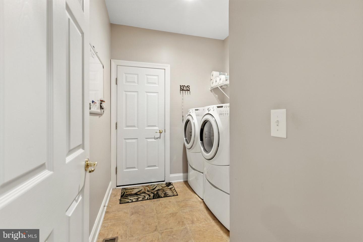 8 Spring Arbor Dr