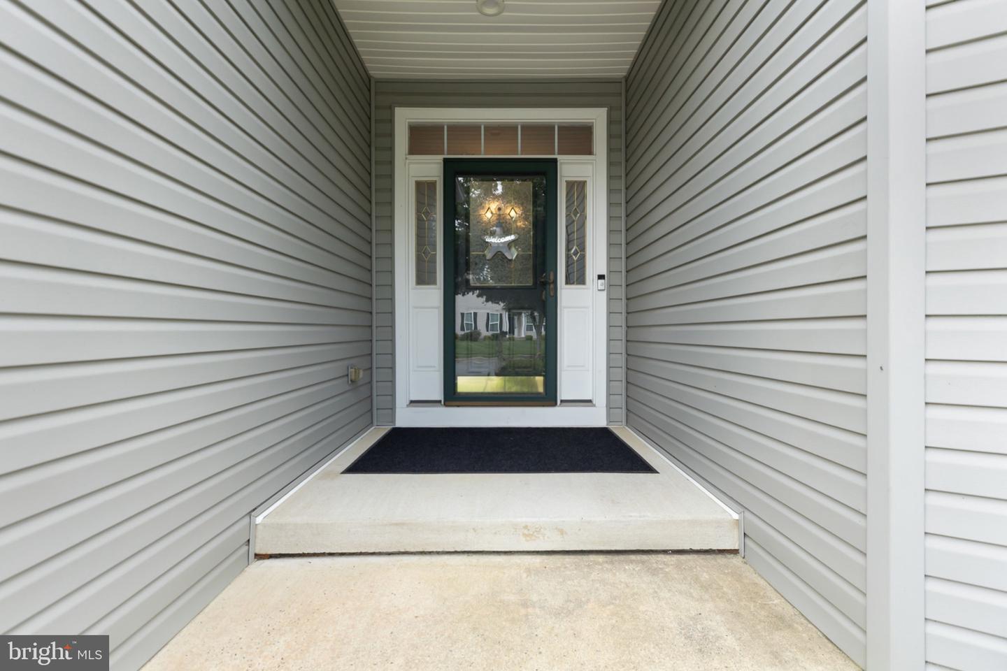 8 Spring Arbor Dr
