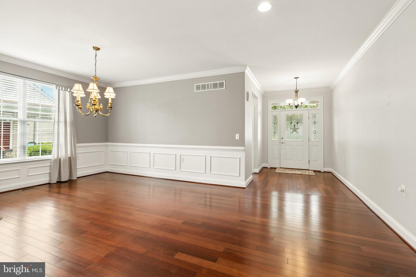 8 Spring Arbor Dr