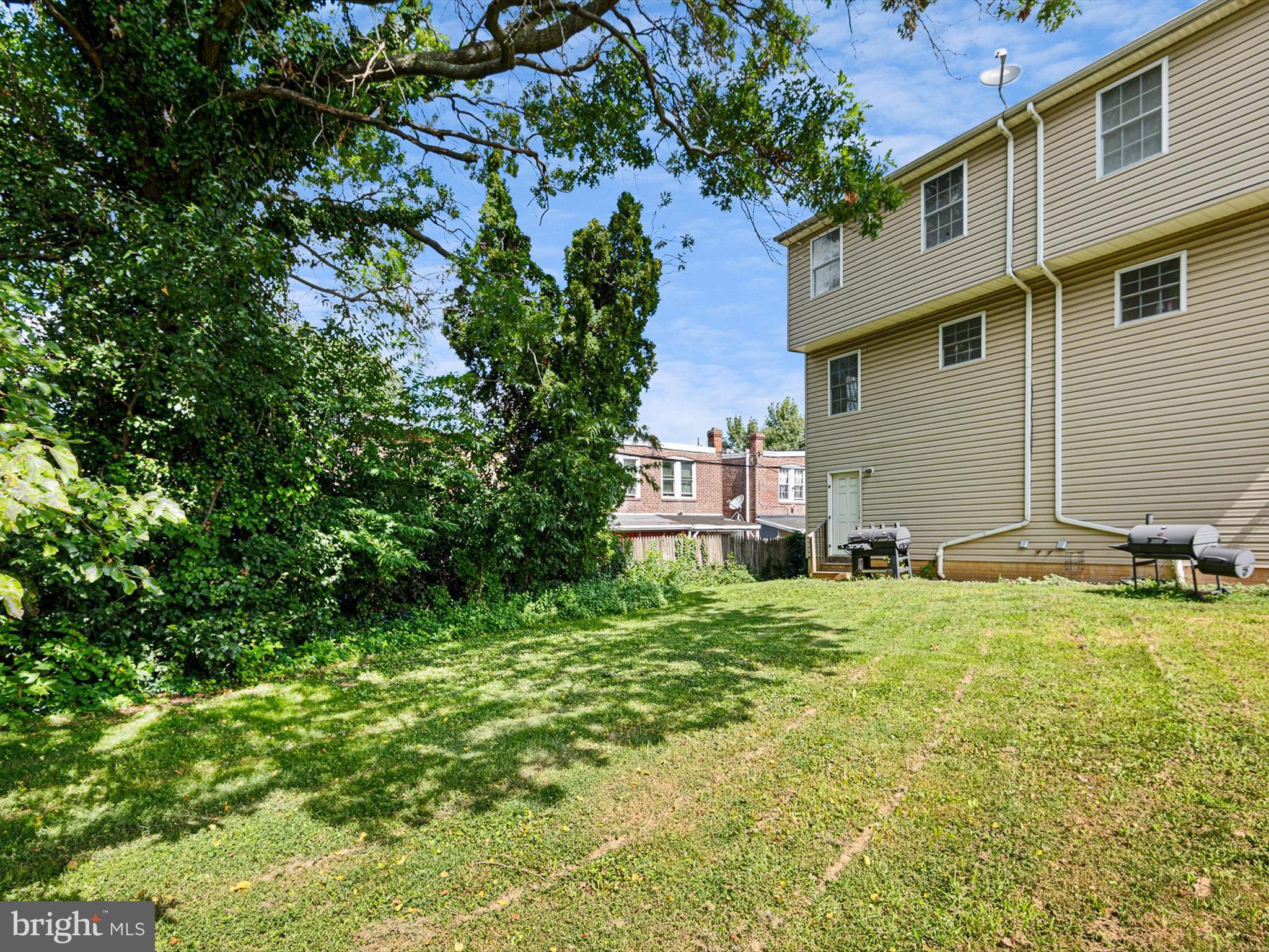 1722 W FIFTH STREET