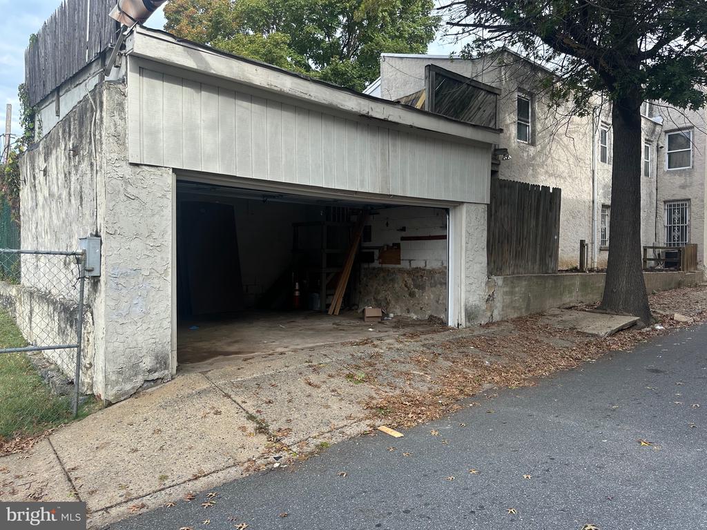 514 W 7TH STREET