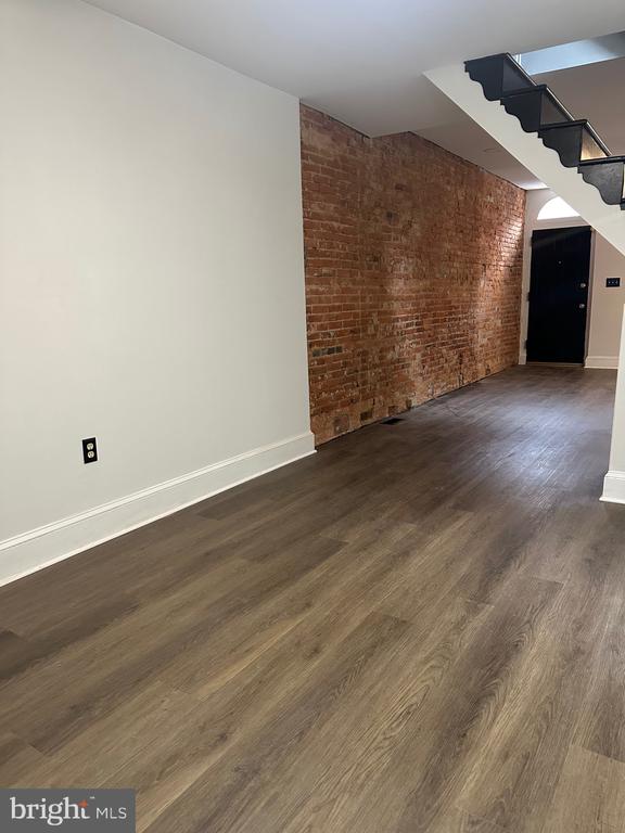 514 W 7TH STREET