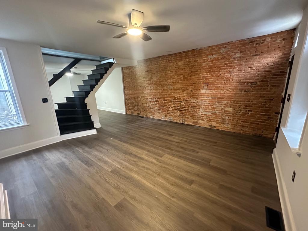 514 W 7TH STREET