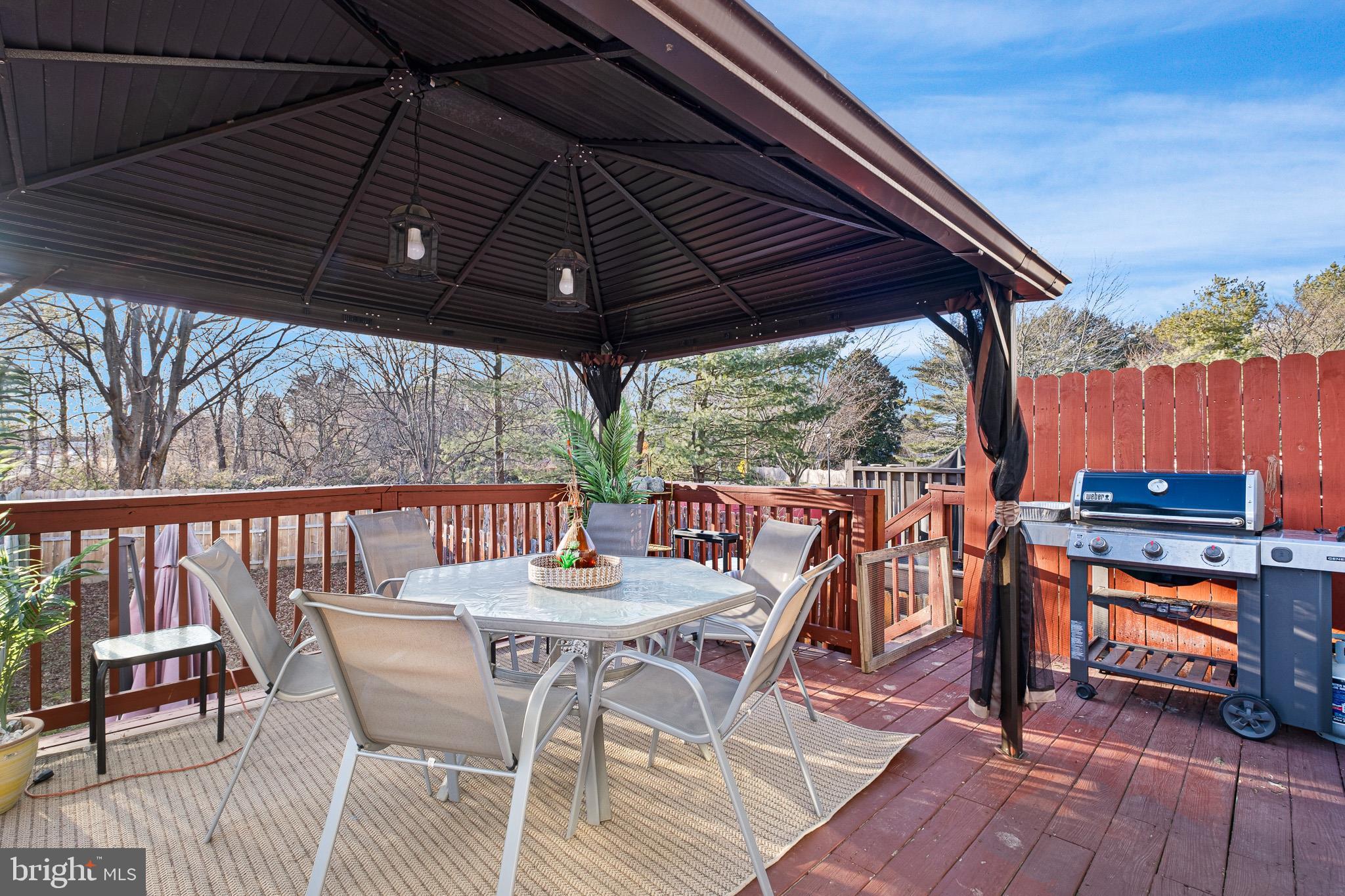 204 FINCH WAY