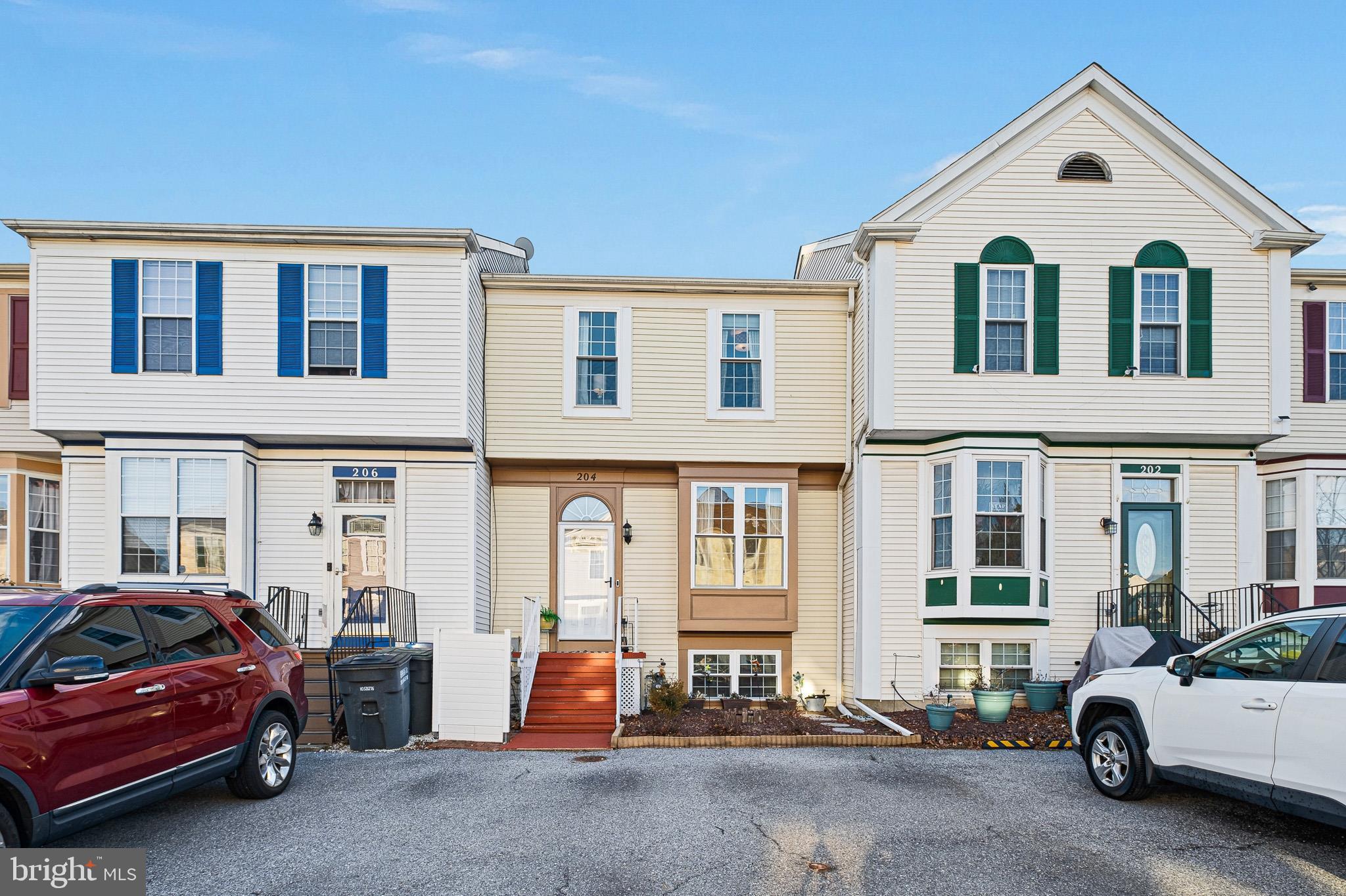 204 FINCH WAY