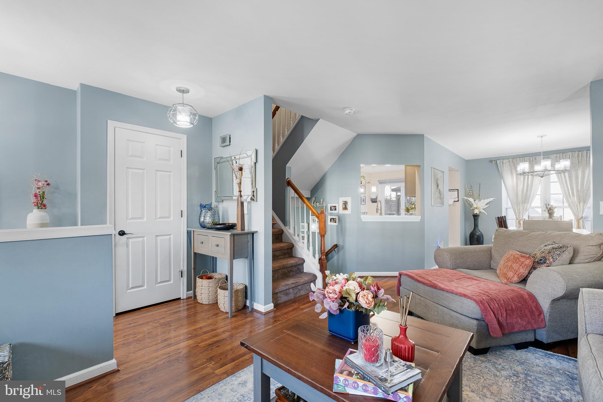204 FINCH WAY