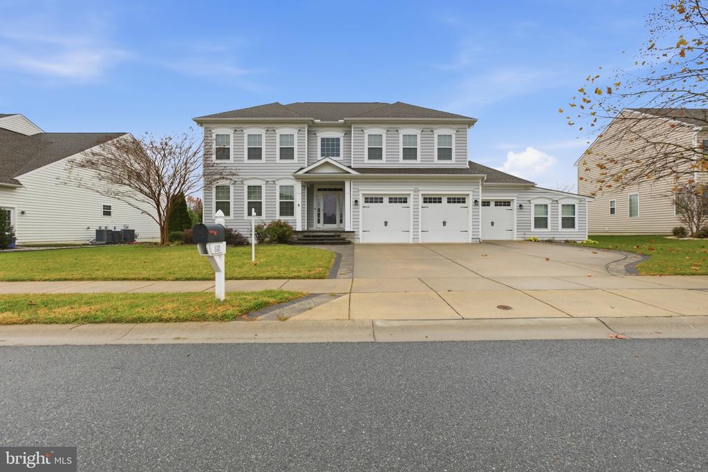 810 ASHBY DRIVE