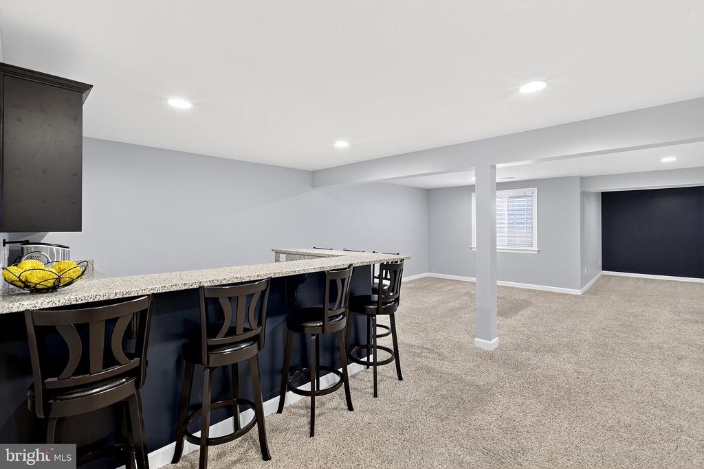 810 ASHBY DRIVE